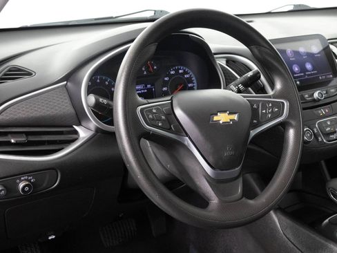 Used 2022 Chevrolet Malibu LS image 31