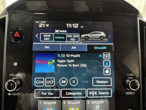 Certified 2025 Subaru Crosstrek 2.5i Limited w/ Crosstrek Mirror Package image 22