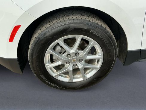 Used 2022 Chevrolet Equinox LT FWD image 9