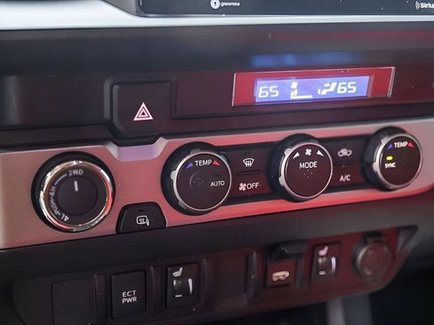 Used 2023 Toyota Tacoma SR AWD/4WD image 20