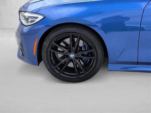 Used 2021 BMW 330i Sedan w/ M Sport Package RWD image 14