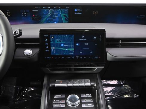 New 2026 Lincoln Nautilus Reserve image 26