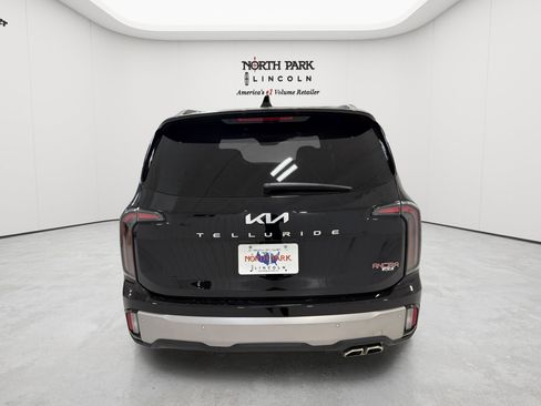Used 2025 Kia Telluride SX Prestige AWD/4WD image 4