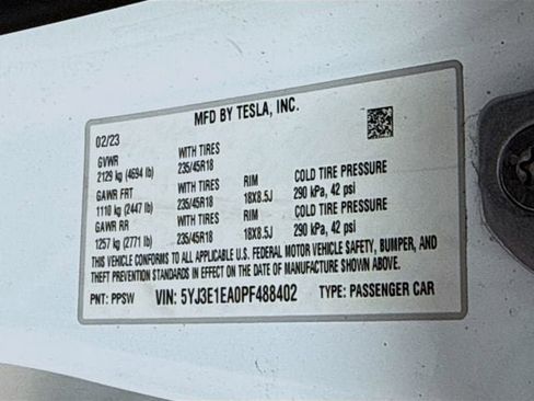 Used 2023 Tesla Model 3 Standard Range RWD image 31