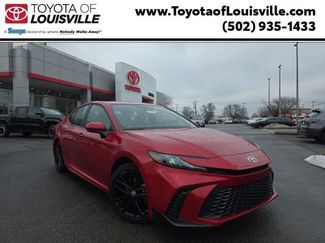 Used 2025 Toyota Camry SE video 1