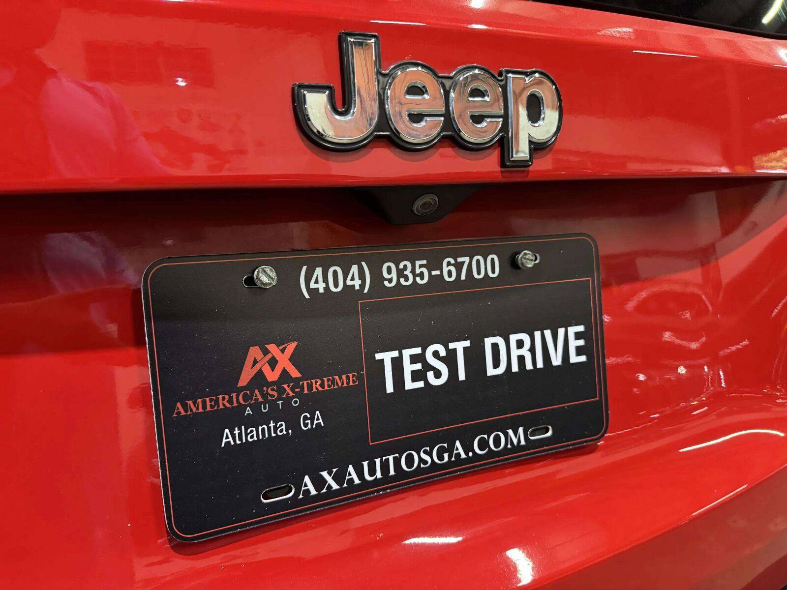 Used 2020 Jeep Renegade Latitude AWD/4WD image 19