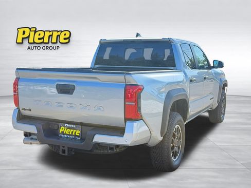 Used 2024 Toyota Tacoma TRD Off-Road w/ TRD Off Road Upgrade Package AWD/4WD image 7