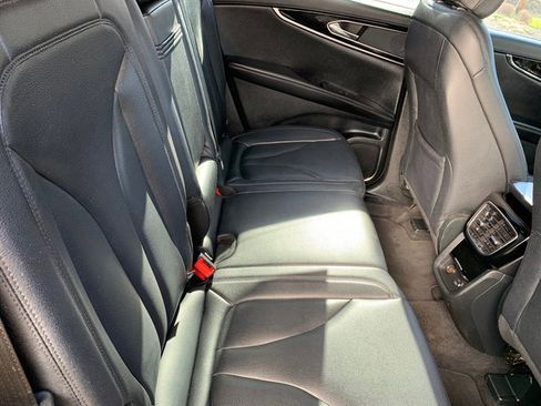Certified 2022 Lincoln Nautilus AWD image 18