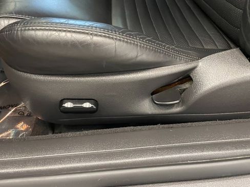 Used 2002 Ford Thunderbird image 12