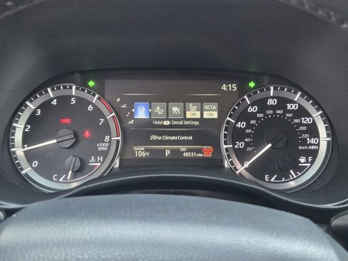 Used 2024 Toyota Highlander LE FWD image 10