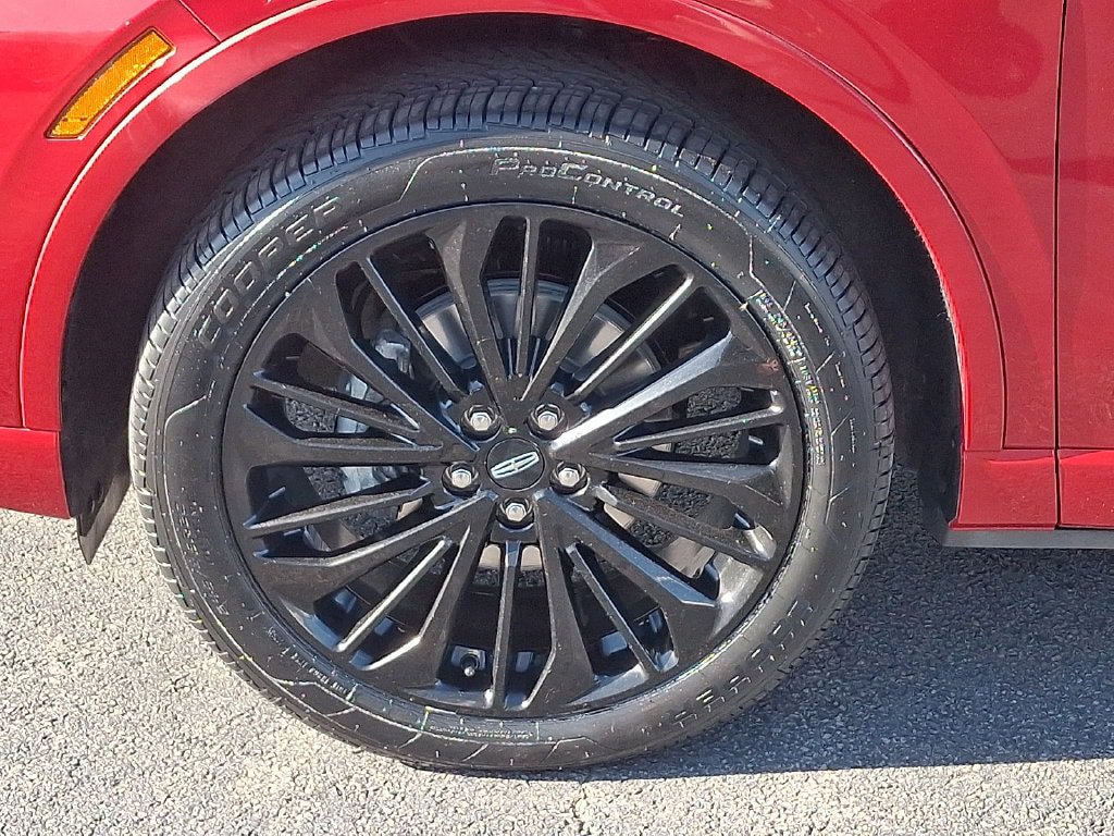 Certified 2023 Lincoln Corsair AWD w/ Equipment Group 101A image 8
