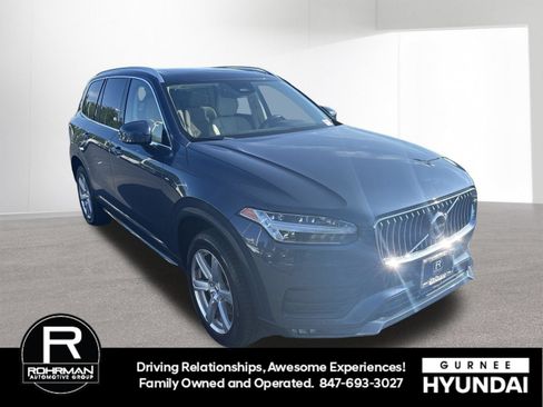 Used 2023 Volvo XC90 B5 Core AWD/4WD image 2