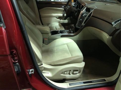 Used 2011 Cadillac SRX Luxury FWD image 10