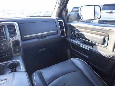 Used 2018 RAM 3500 Laramie Longhorn image 20