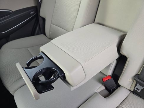 Used 2018 Hyundai Santa Fe Sport w/ 2.4L Value Package 02 image 29