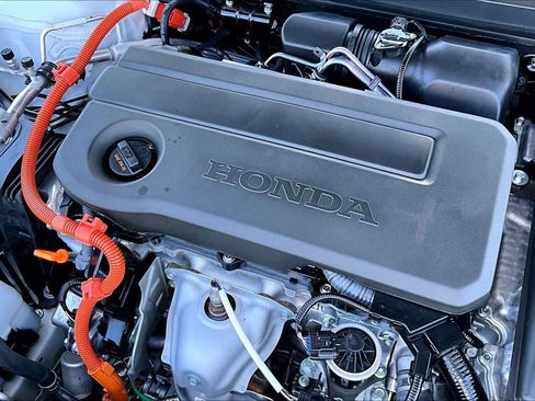 Used 2025 Honda Accord Sport image 32