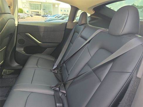 Used 2024 Tesla Model Y Performance AWD/4WD image 12