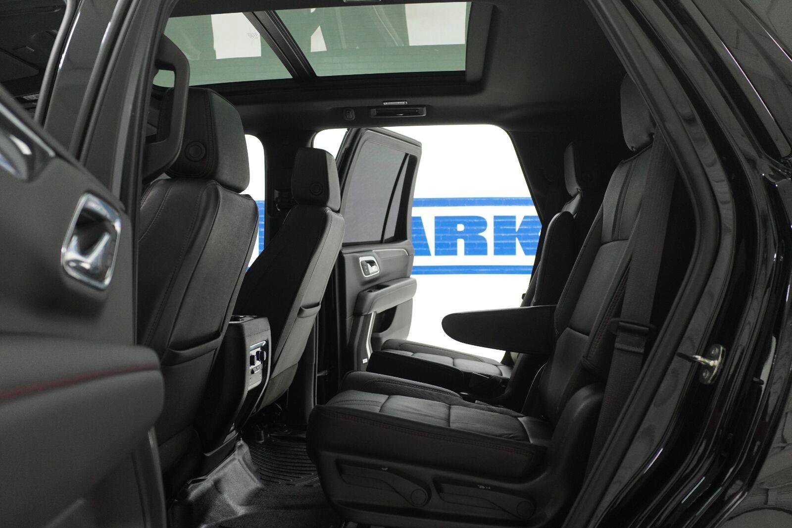 Used 2023 Chevrolet Tahoe RST w/ Sport Performance Package AWD/4WD image 27