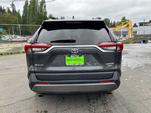 Used 2020 Toyota RAV4 Limited w/ Limited Grade Weather Package AWD/4WD image 5