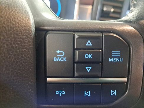 Used 2023 Ford F150 Lariat w/ Equipment Group 502A High image 29