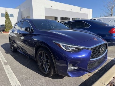 Used 2017 INFINITI QX30 Sport w/ Sport Leather Package image 2