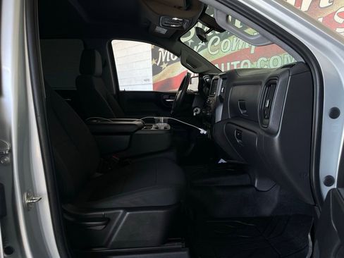 Used 2021 Chevrolet Silverado 1500 Custom image 19