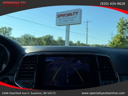 Used 2019 Jeep Grand Cherokee Limited AWD/4WD image 28