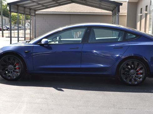 Used 2022 Tesla Model 3 Performance image 5