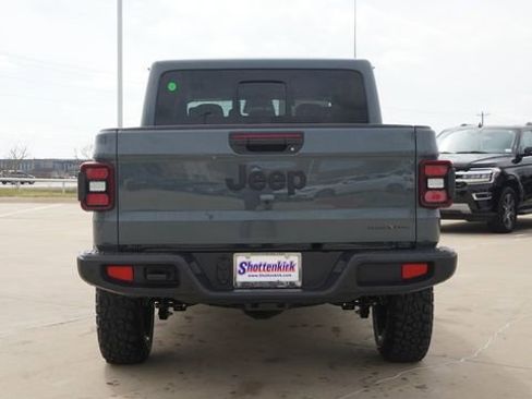 New 2026 Jeep Gladiator Sport image 8