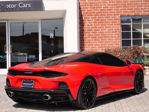 Used 2023 McLaren GT RWD image 4