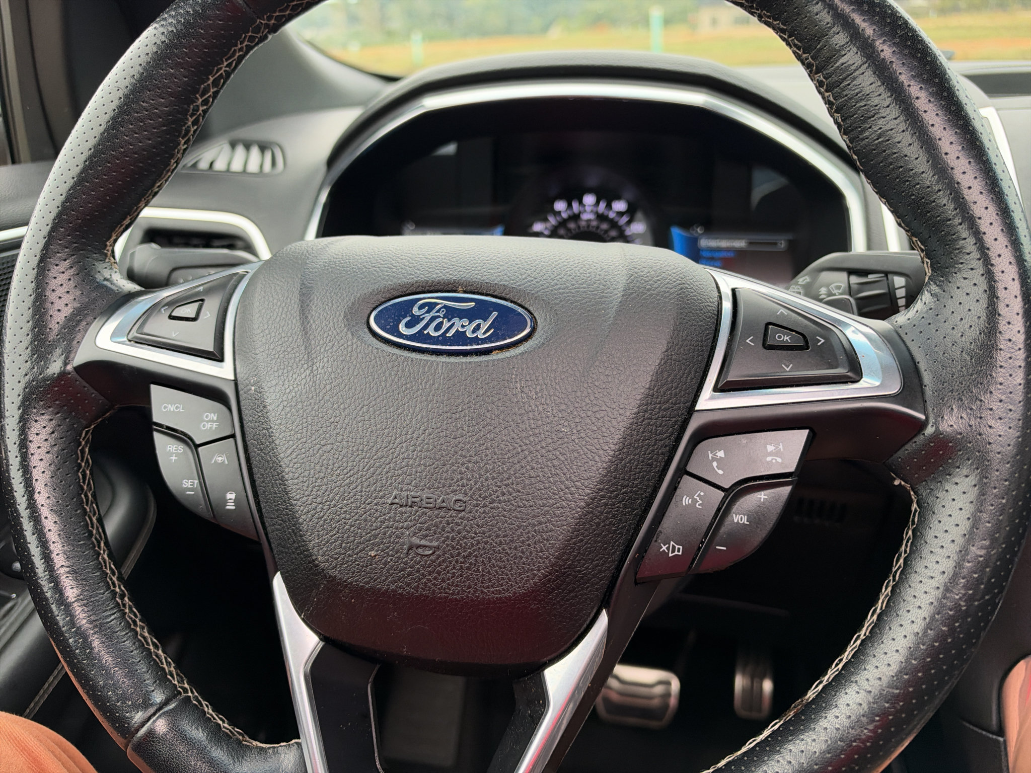 Used 2021 Ford Edge ST w/ Equipment Group 401A AWD/4WD image 29