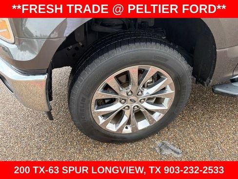 Used 2017 Ford F150 XLT w/ Equipment Group 302A Luxury RWD image 4
