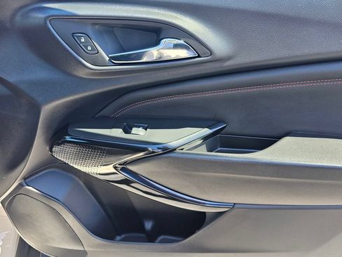 New 2026 Chevrolet Trax RS w/ Sunroof Package FWD image 9