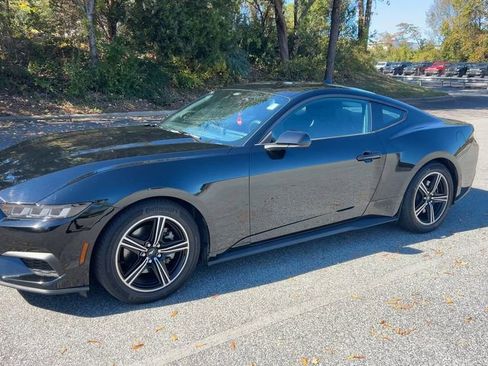 Used 2024 Ford Mustang Coupe image 30