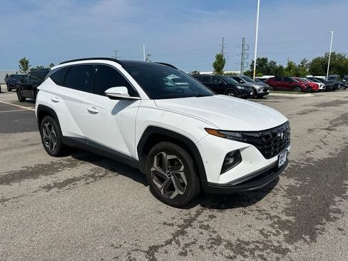 Used 2023 Hyundai Tucson Limited AWD/4WD image 3