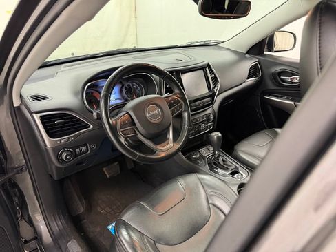 Used 2019 Jeep Cherokee Limited AWD/4WD image 20