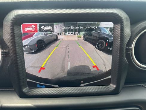 Certified 2023 Jeep Wrangler Unlimited Rubicon 4xe w/ Steel Bumper Group image 23