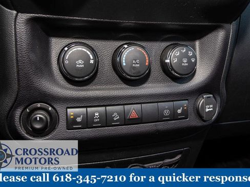 Used 2016 Jeep Wrangler Unlimited Sport AWD/4WD image 32
