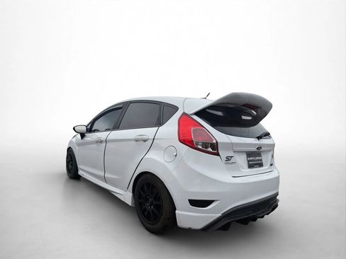 Used 2015 Ford Fiesta ST image 3