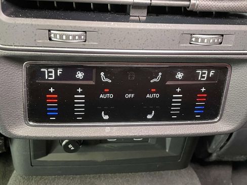 Used 2025 Audi SQ8 Premium Plus w/ 23" Wheel Package AWD/4WD image 25