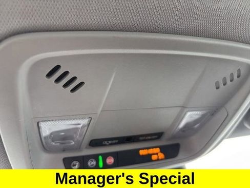 Used 2023 Chevrolet Malibu LT FWD image 29