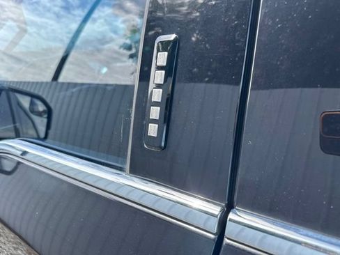 Used 2015 Ford F150 XLT w/ Equipment Group 302A Luxury RWD image 10