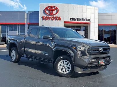 New 2025 Toyota Tacoma SR5