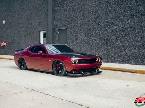 Used 2018 Dodge Challenger T/A image 37