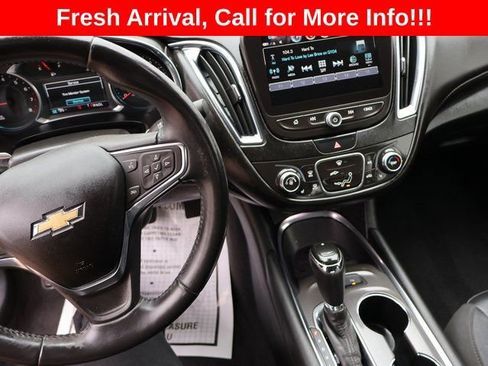 Certified 2018 Chevrolet Malibu LT w/ Leather Package FWD image 22