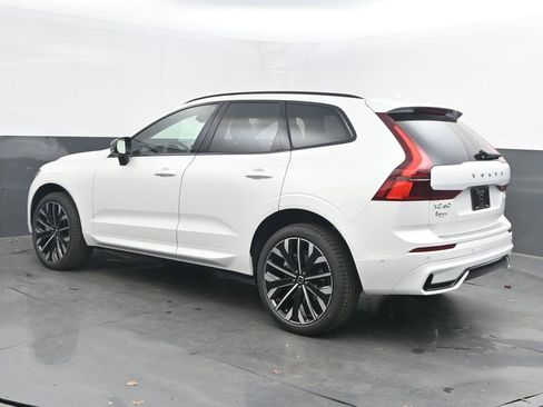 New 2026 Volvo XC60 B5 Ultra w/ Climate Package image 5