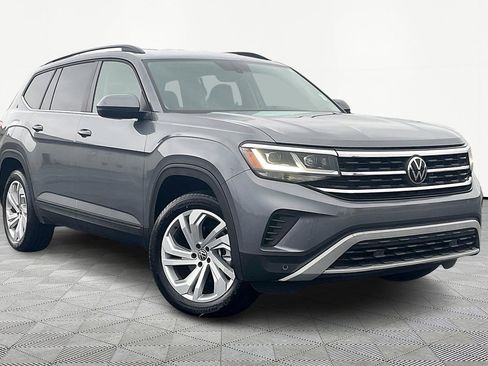 Used 2022 Volkswagen Atlas SE image 1