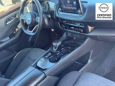 Certified 2023 Nissan Rogue SV image 9