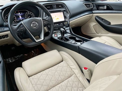 Used 2022 Nissan Maxima Platinum w/ Sport Mat Group image 24