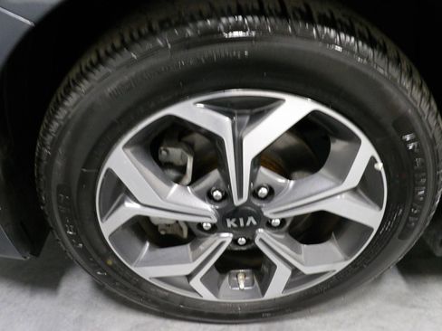 Used 2020 Kia Forte LXS image 21